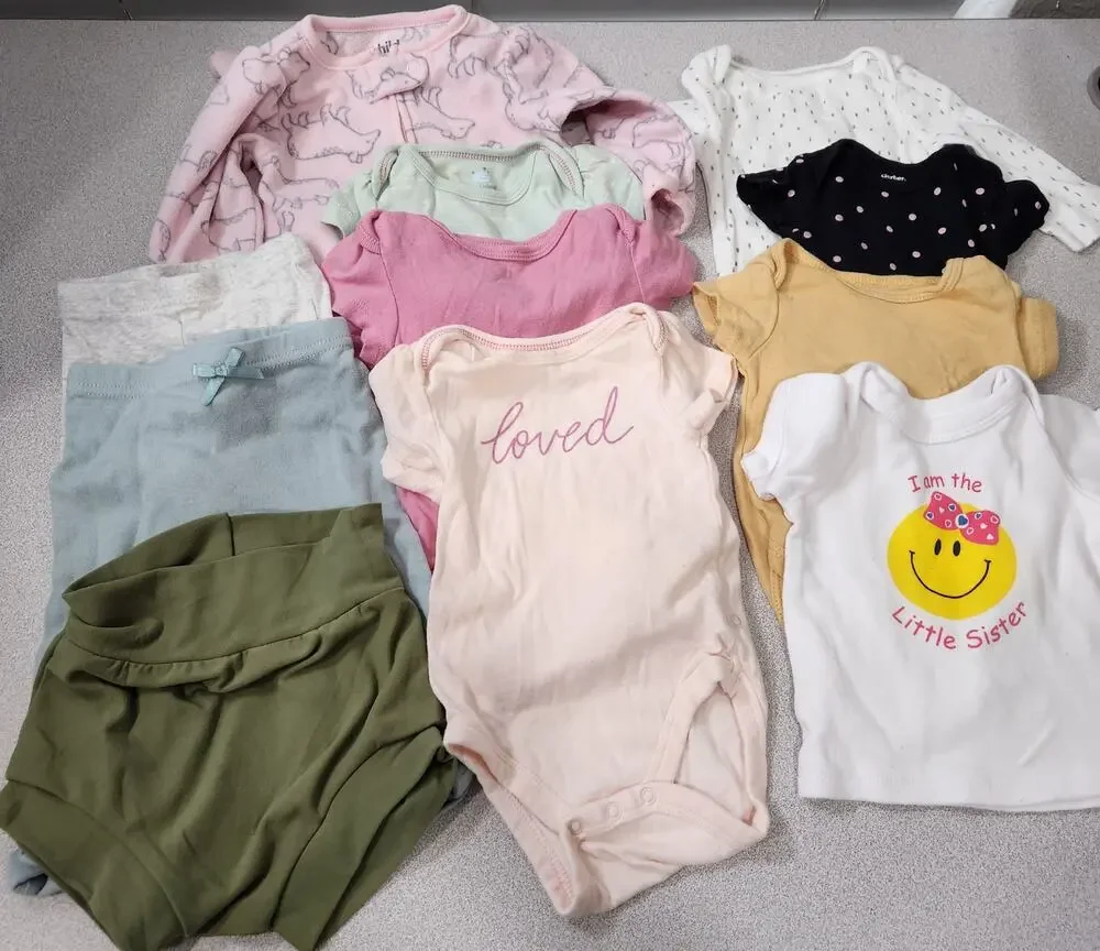 Mixed Brand Name Lot of 11 Items Baby Girl Items 0-3 / 3-6 Sizes